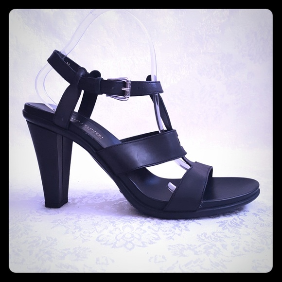 Donald J. Pliner Shoes - ⚂NWT Donald J Pliner Leather Sandals